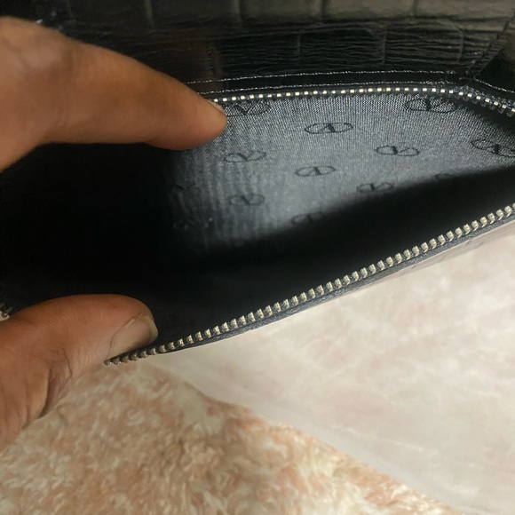 Rare VALENTINO GARAVANI Black Handbag - Picture 6 of 11